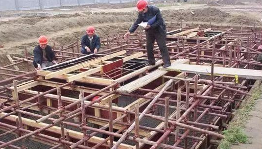 建筑模板用于什么_建筑模板的選擇和使用_建筑模板怎么用